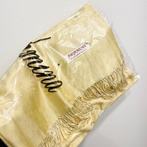 Light yellow/gold pashmina scarf / wrap